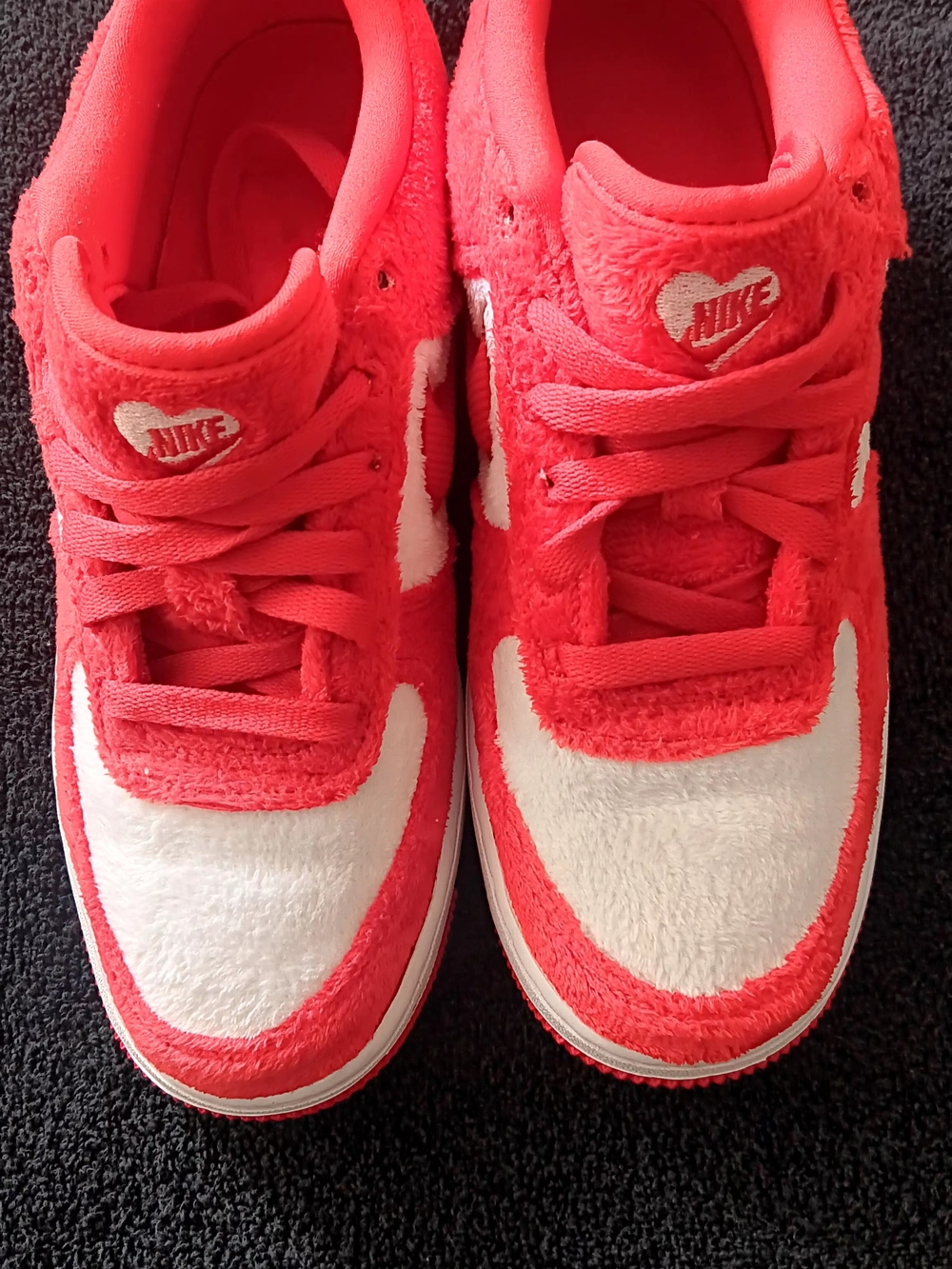 Nike Kids' Red and White Plush Low-Top Sneakers